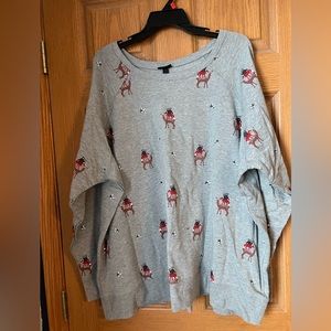 Torrid sz 4 new without tag grey crew neck sweatshirt with animal print